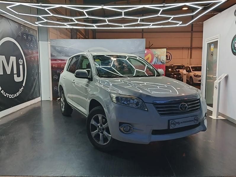 Usado Toyota RAV4 Executive 150 CV (110 kW) 2011 Blanco SUV