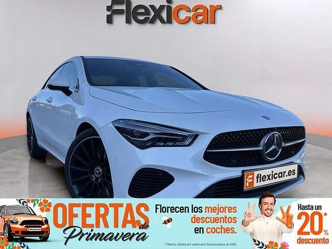 Usado Mercedes CLA180 136 CV (100 kW) 2024 Blanco Berlina
