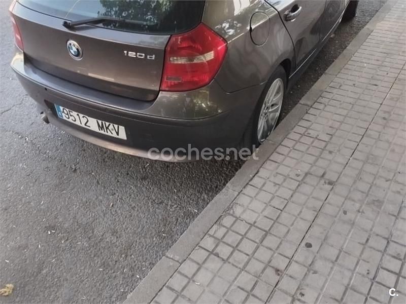 Usado BMW 120 163 CV (119 kW) 2007 Gris / plata Utilitario