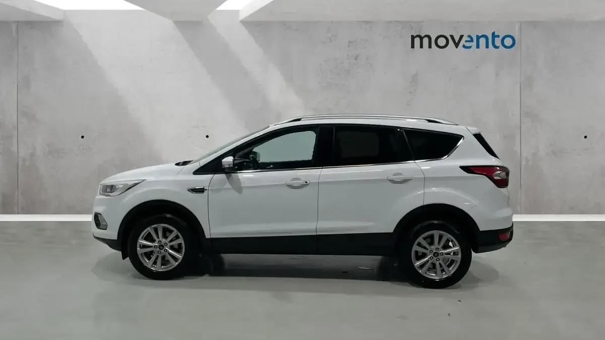 Używany Ford Kuga Trend 120 KM (88 kW) 2019 Biały SUV