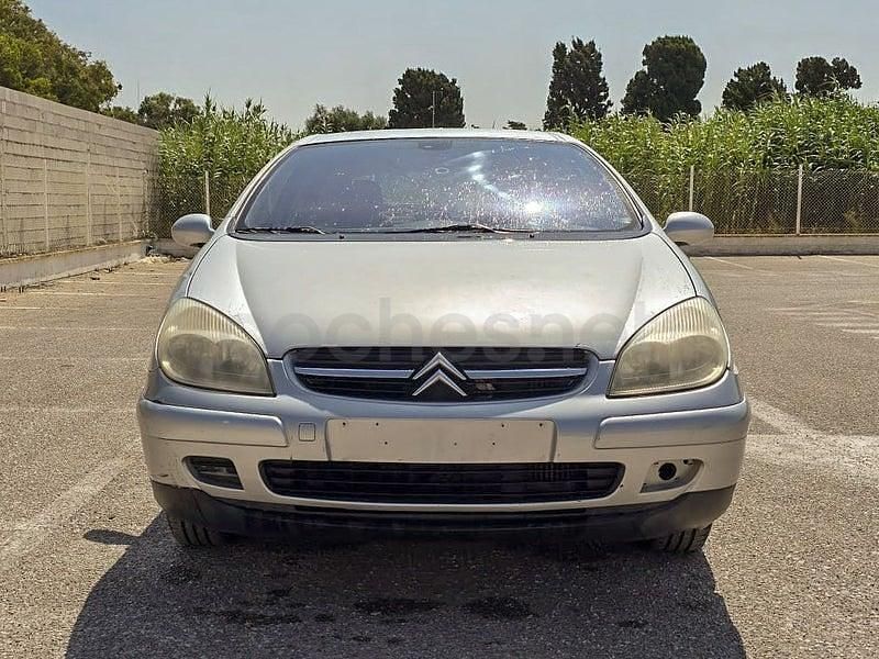 Usado Citroën C5 Exclusive 110 CV (80 kW) 2002 Gris / plata Berlina