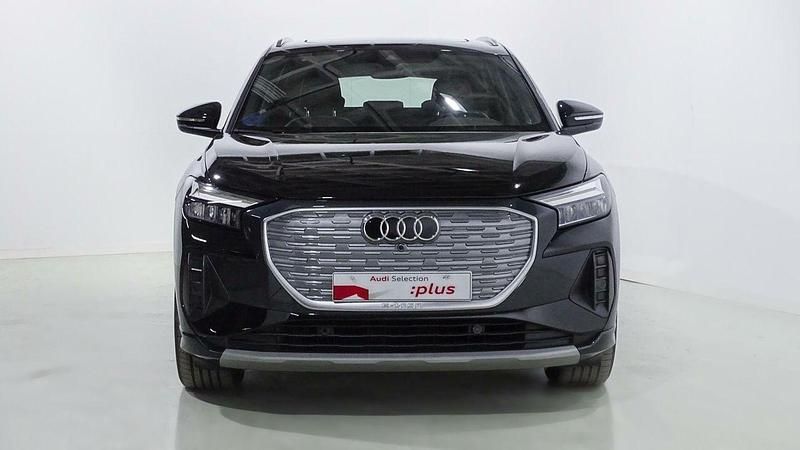 Usado Audi Q4 e-tron S-Line 150 kW (204 CV) 2021 Negro SUV