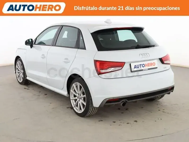 Usado Audi A1 Sportback Attraction 116 CV (85 kW) 2018 Blanco Utilitario