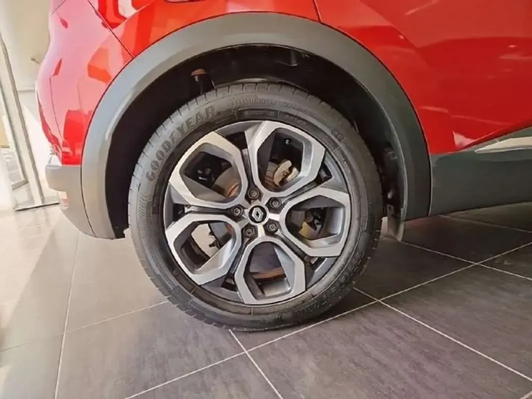 Usado Renault Captur 160 CV (117 kW) 2022 Negro SUV
