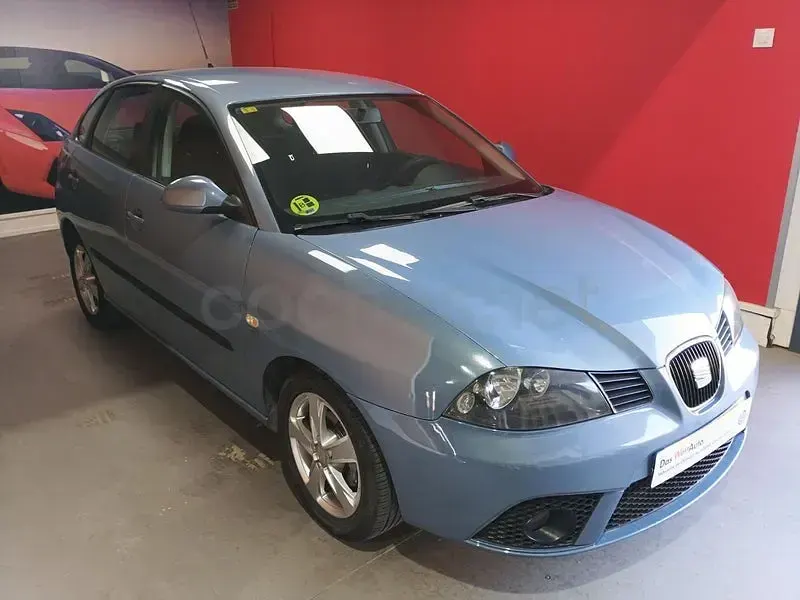Usado Seat Ibiza Sport 100 CV (73 kW) 2007 Azul Utilitario