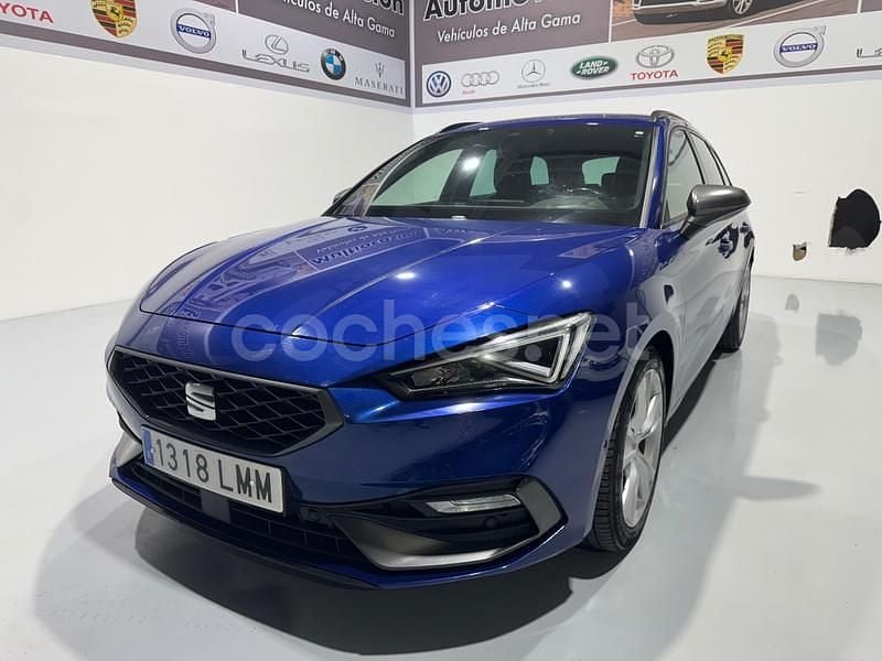 Usado Seat Leon FR 150 CV (110 kW) 2021 Azul Familiar
