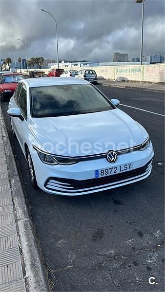 Usado VW Golf VIII Life 110 CV (80 kW) 2021 Blanco Berlina