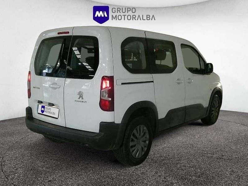 Usado Peugeot Rifter Active 102 CV (75 kW) 2023 Blanco Monovolumen