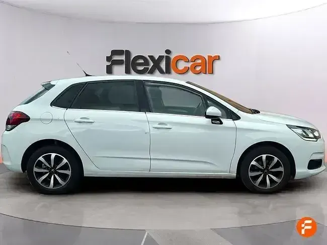 Usado Citroën C4 Live 110 HP (80 kW) 2017 Branco