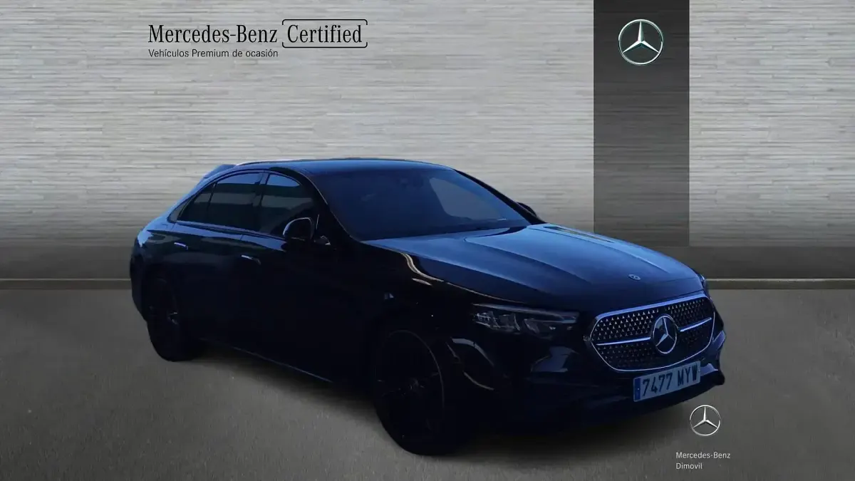 Usado Mercedes E220 197 CV (144 kW) 2024 Negro obsidiana Berlina
