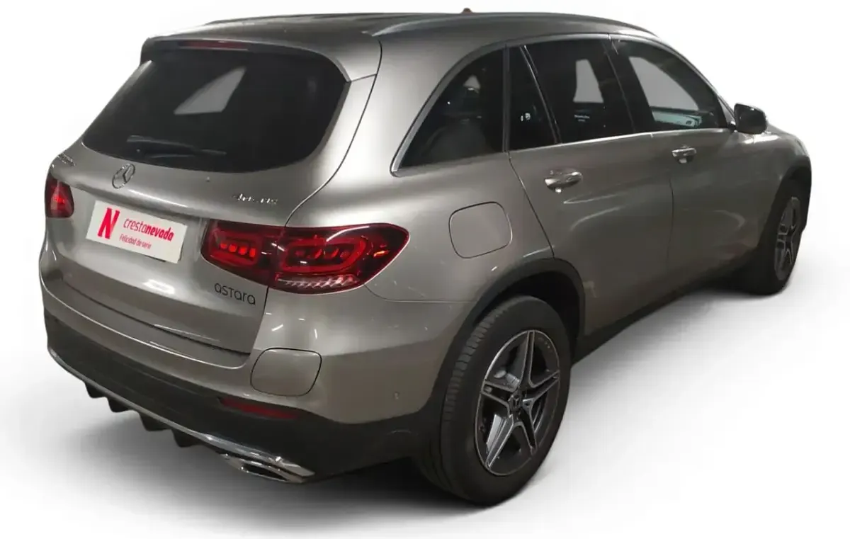 Usado Mercedes GLC300e 333 CV (244 kW) 2023 Gris SUV