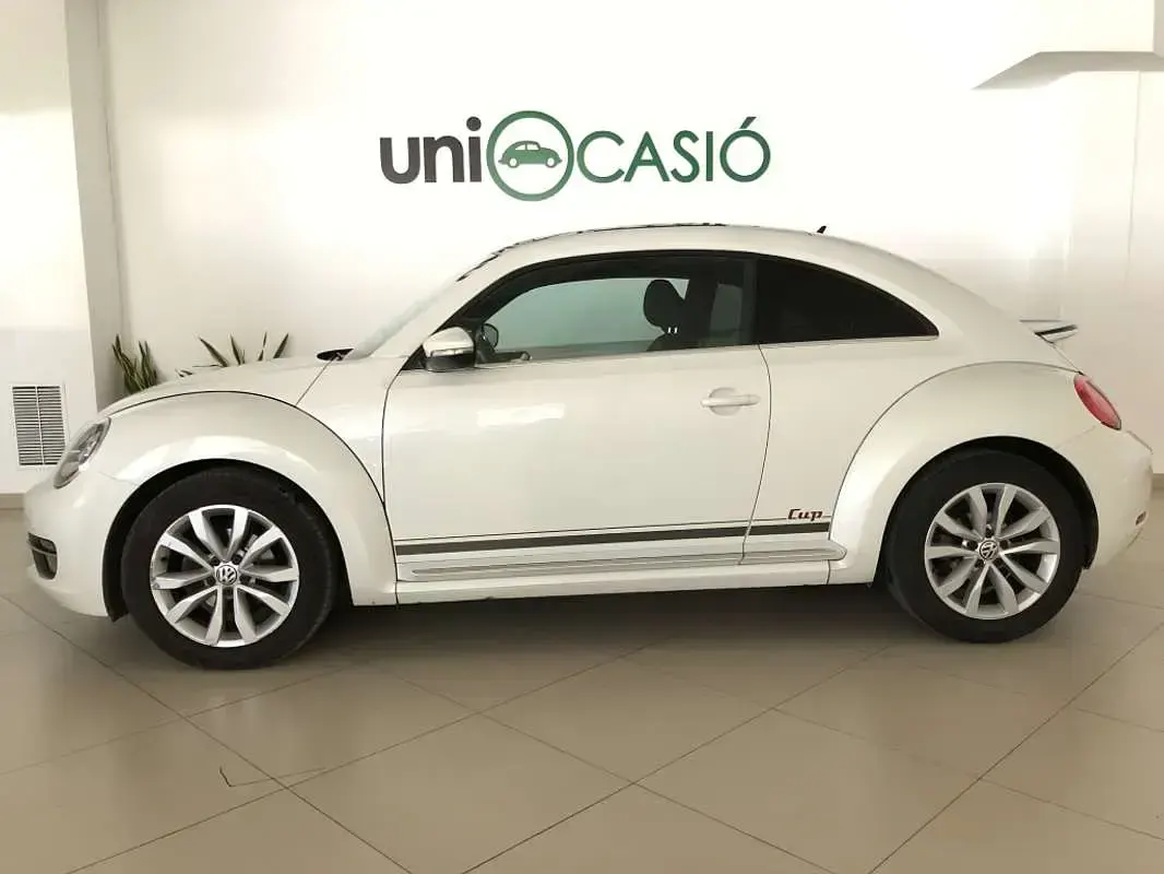 Usado VW Beetle 105 CV (77 kW) 2014 Blanco Utilitario