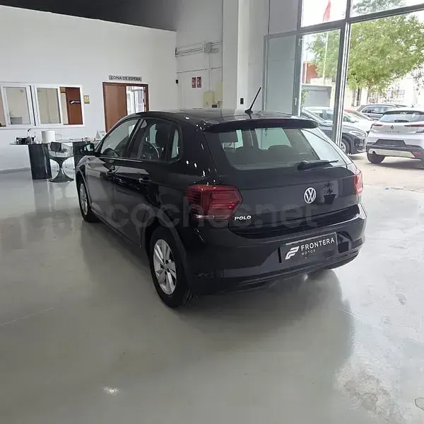 Usado VW Polo Advance 75 HP (55 kW) 2021 Preto Citadino