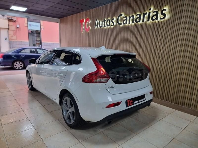Usado Volvo V40 Momentum 180 CV (132 kW) 2012 Blanco Utilitario