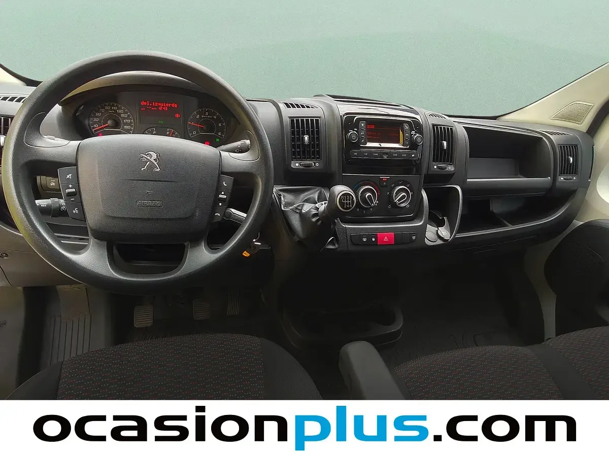 Usado Peugeot Boxer 120 CV (88 kW) 2024 Blanco Van