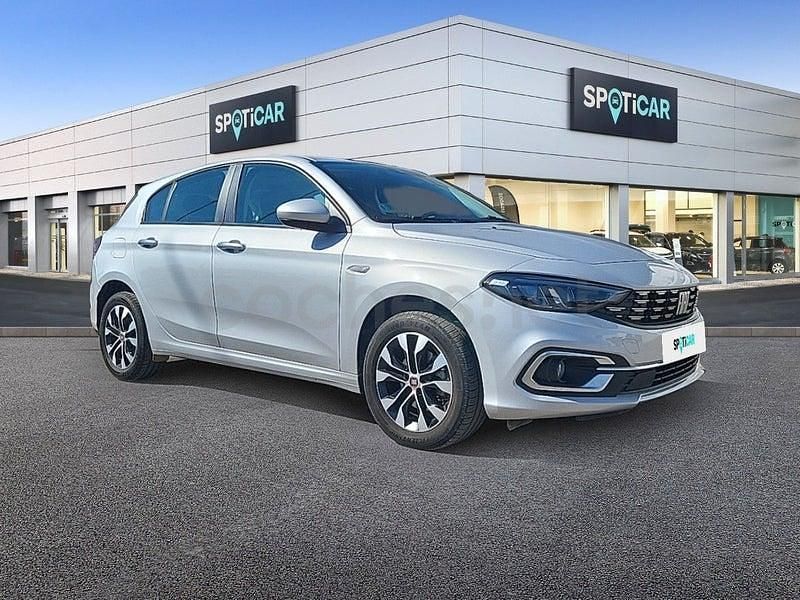 Usado Fiat Tipo City Life 130 CV (95 kW) 2022 Gris / plata Berlina