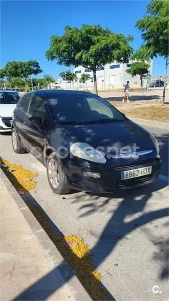 Usado Fiat Punto Evo Dynamic 90 CV (66 kW) 2011 Negro Utilitario