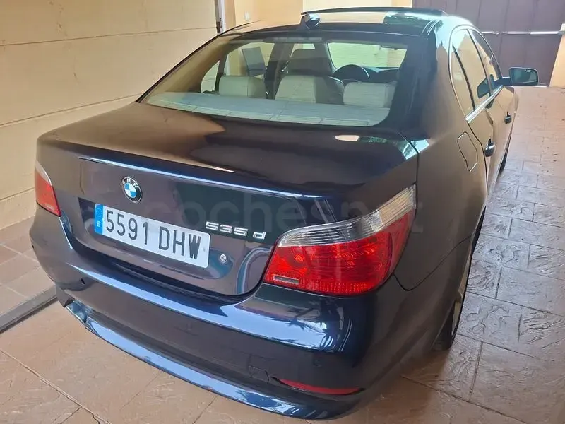 Usado BMW 535 272 CV (200 kW) 2005 Azul Berlina