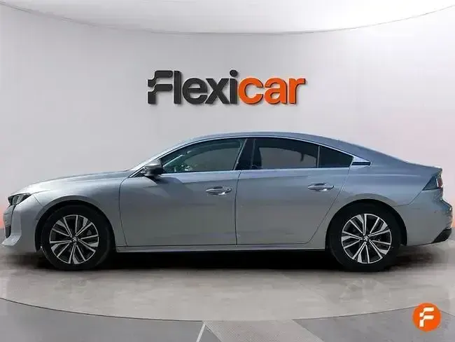 Usado Peugeot 508 Allure 130 CV (95 kW) 2021 Gris Berlina