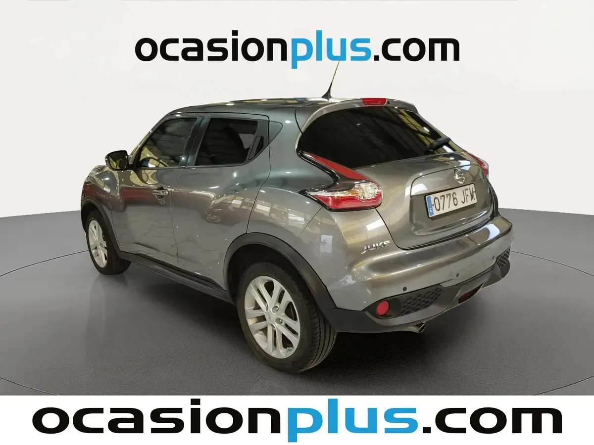 Usado Nissan Juke Acenta 115 CV (84 kW) 2015 Gris SUV
