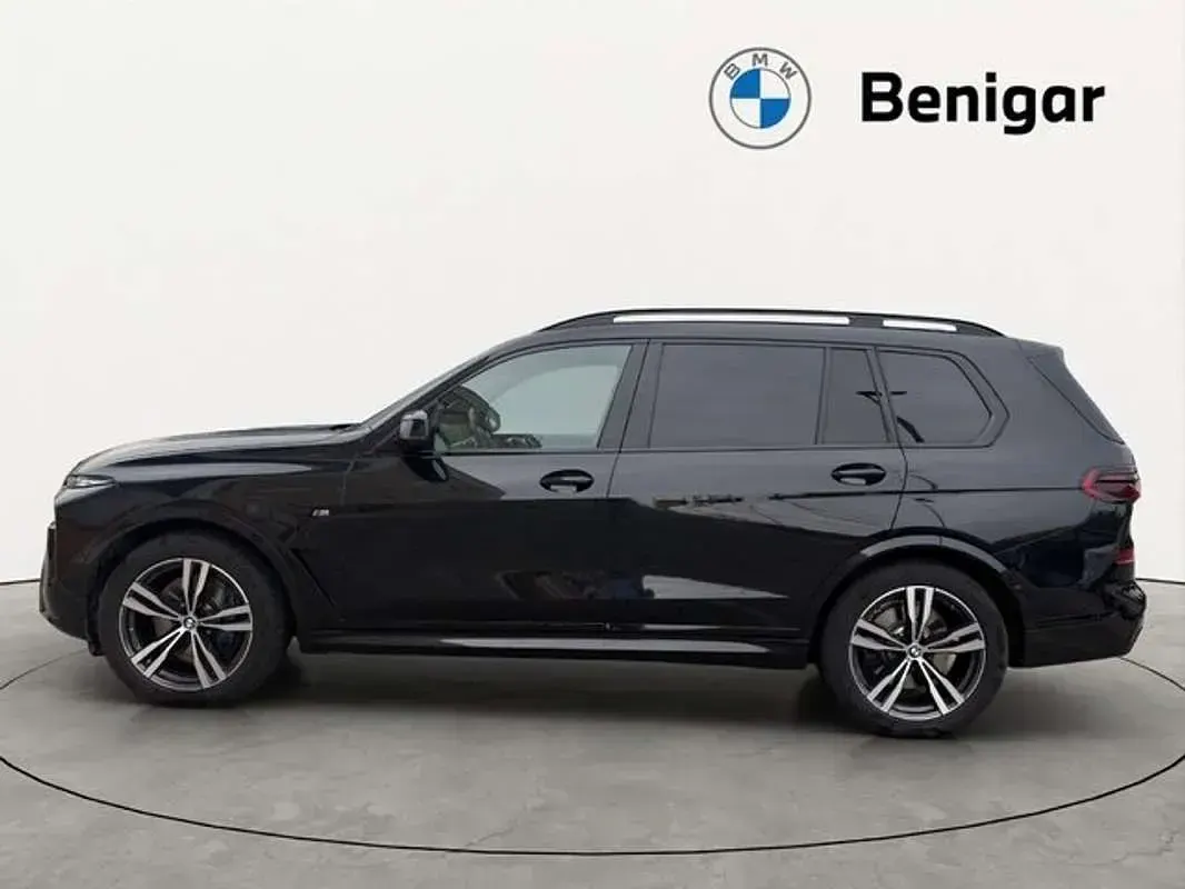 Usado BMW X7 340 CV (250 kW) 2025 Negro SUV