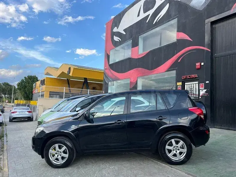 Usado Toyota RAV4 Premium 177 CV (130 kW) 2007 Negro SUV