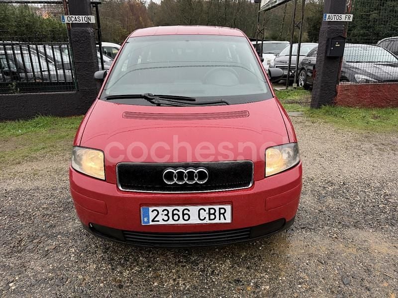 Usado Audi A2 75 CV (55 kW) 2003 Rojo Utilitario