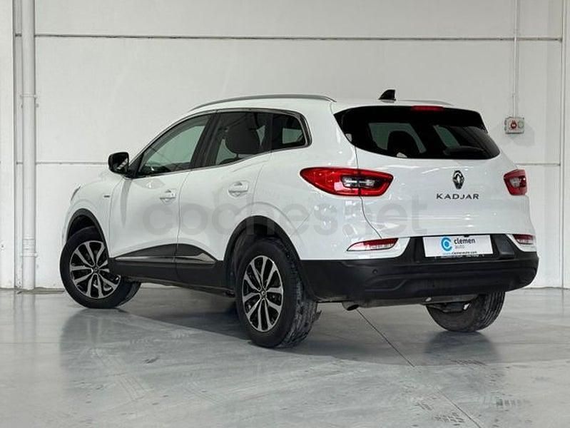 Usado Renault Kadjar LIMITED 140 CV (102 kW) 2022 Blanco SUV