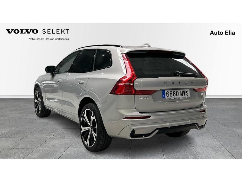 Usado Volvo XC60 Ultimate 350 CV (257 kW) 2024 Gris SUV