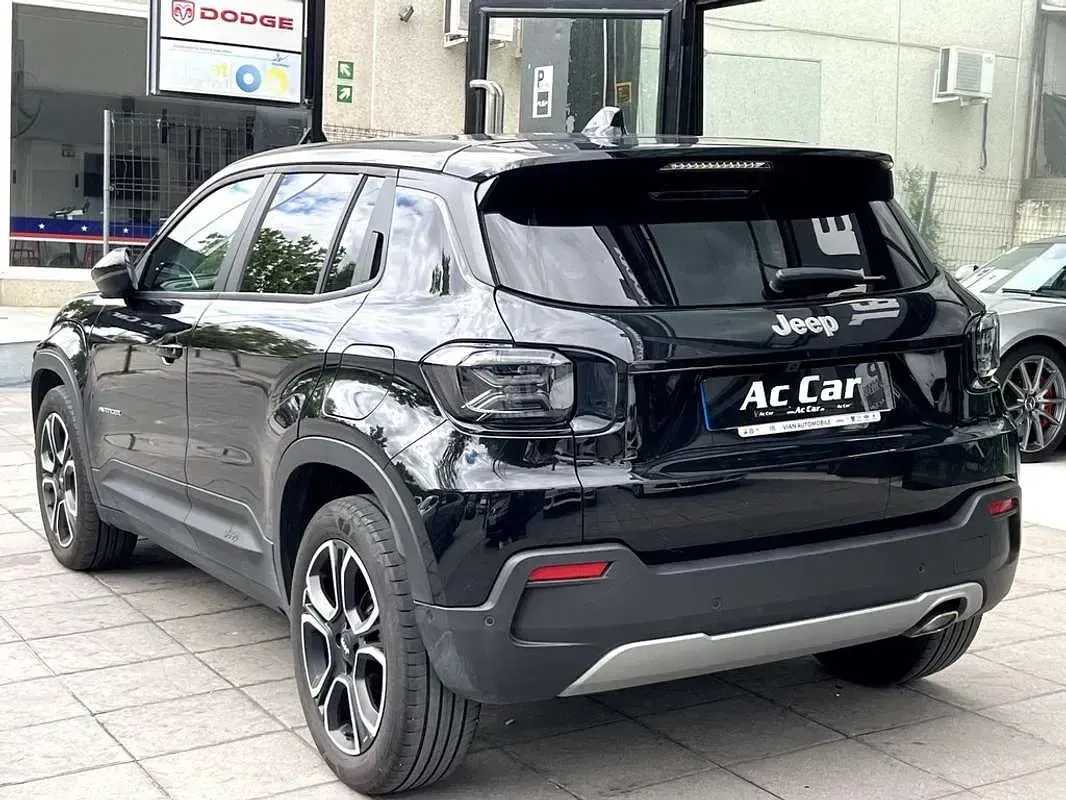 Usado Jeep Avenger 101 CV (74 kW) 2023 Negro SUV