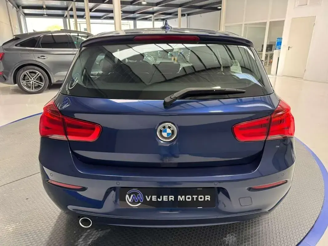 Usado BMW 116 Sport Line 109 CV (80 kW) 2017 Azul Utilitario