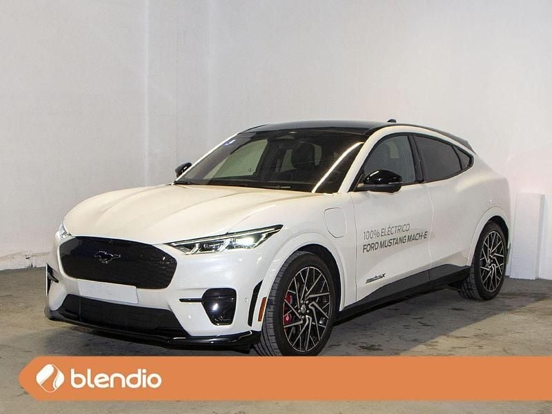 Blanco Usado 2023 Ford Mustang Mach-E GT Extended Range SUV | 77.550 € - Imagen 1/4