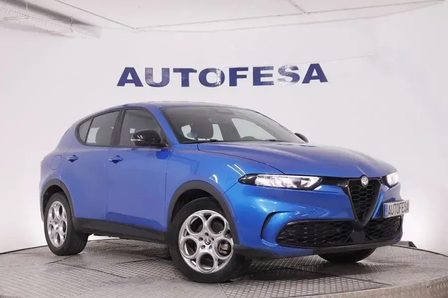 Usado Alfa Romeo Tonale Sprint 130 CV (95 kW) 2023 Azul SUV
