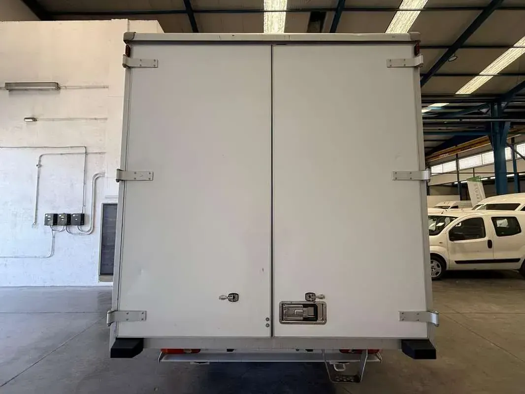 Usado Peugeot Boxer S 139 CV (102 kW) 2021 Blanco Van