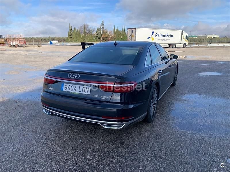 Usado Audi A8 449 CV (330 kW) 2020 Azul Berlina