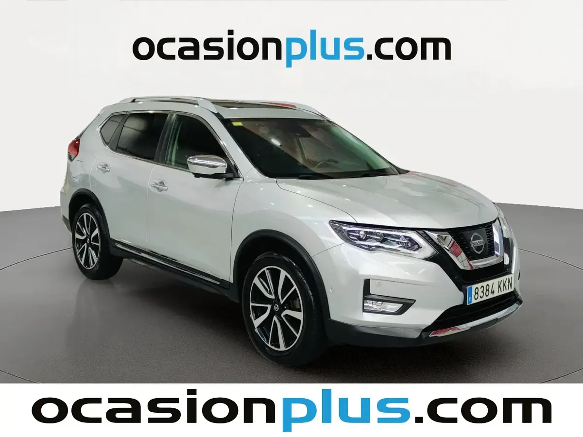 Usado Nissan X-Trail Tekna 163 CV (119 kW) 2018 Gris plata SUV