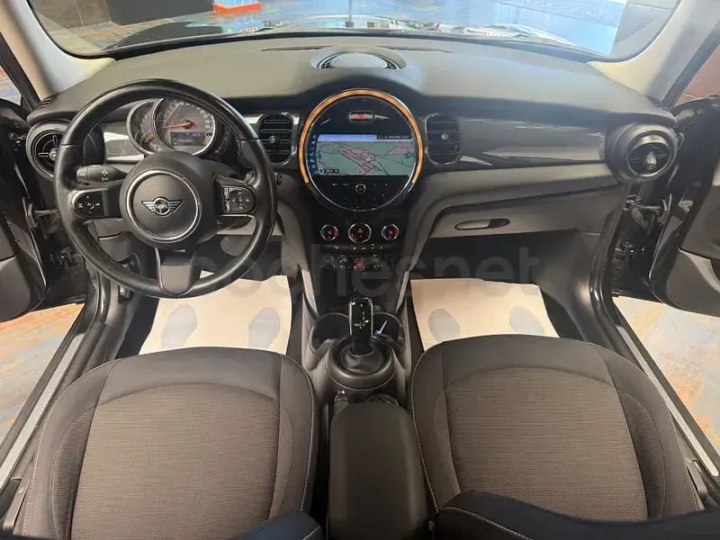 Usado Mini Cooper 136 CV (100 kW) 2022 Negro Utilitario