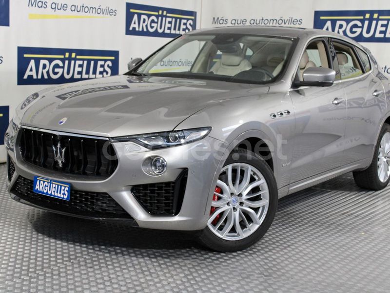 Gris metalizado Usado 2019 Maserati Levante SUV | 54.990 € (Un poco caro) - Imagen 1/4