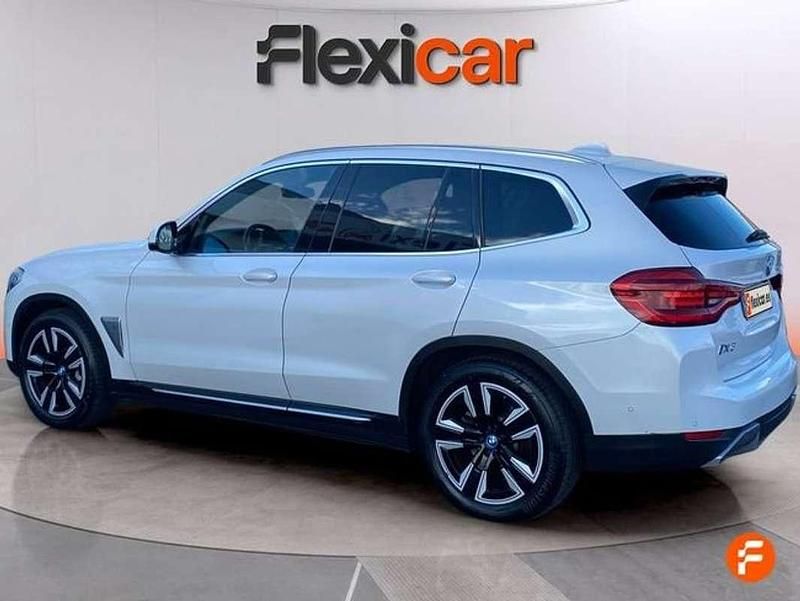 Usado BMW iX3 210 kW (286 CV) 2021 Blanco SUV