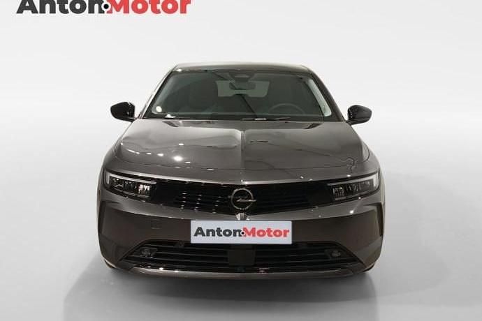 Usado Opel Astra Edition 110 CV (80 kW) 2024