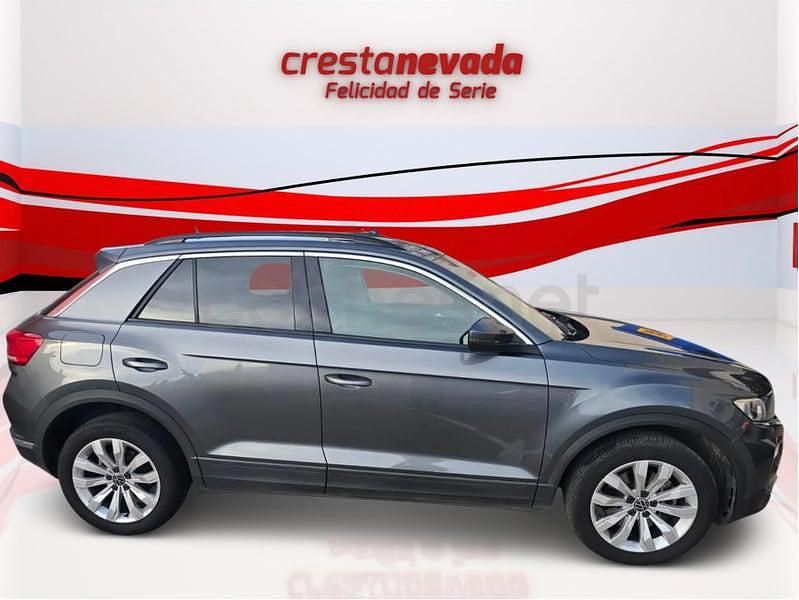 Usado VW T-Roc Advance 150 CV (110 kW) 2021 Gris / plata SUV