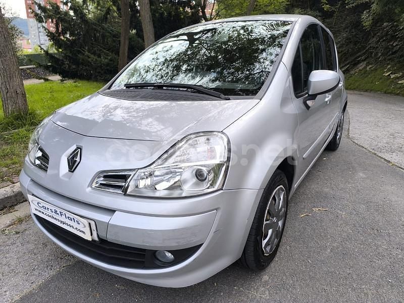 Gris / plata Usado 2012 Renault Grand Modus Evolution Monovolumen | 6500 € - Imagen 1/4