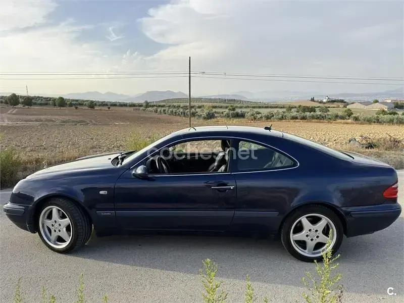 Usado Mercedes CLK320 Elegance 218 CV (160 kW) 2001 Azul Coupe