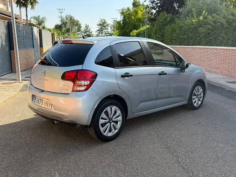 Usado Citroën C3 Tonic 68 CV (50 kW) 2013 Gris / plata Berlina