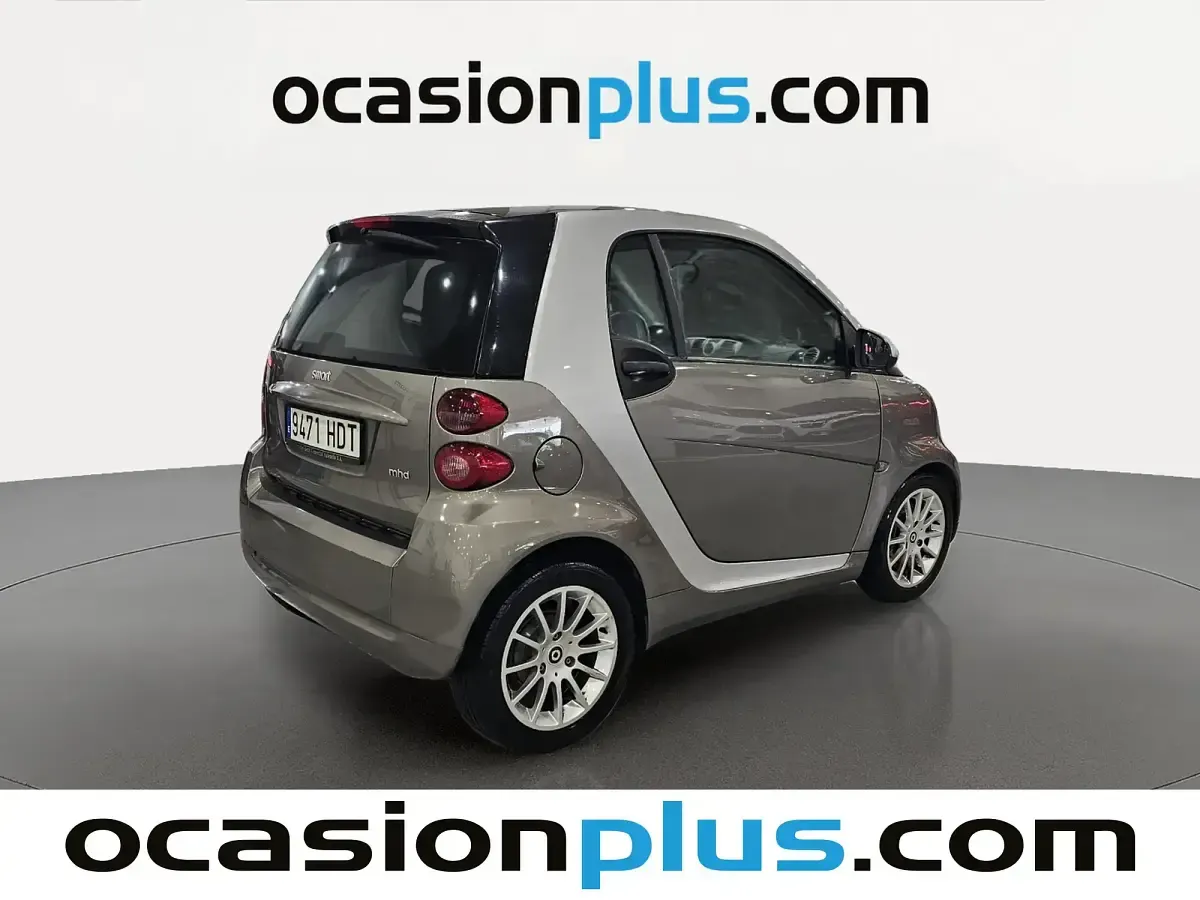 Usado Smart ForTwo Coupé Passion 71 CV (52 kW) 2011 Gris Coupe