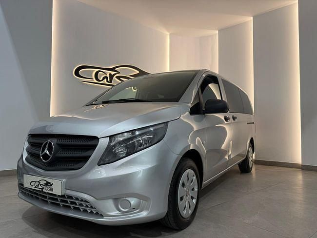 Usado Mercedes Vito 136 CV (100 kW) 2016 Plata Van