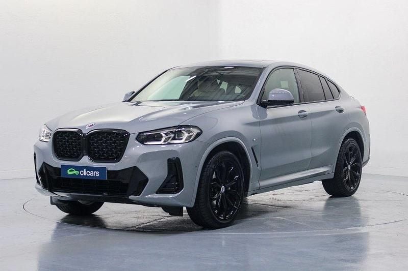 Usado BMW X4 M Sport 190 CV (139 kW) 2022 Gris / plata SUV