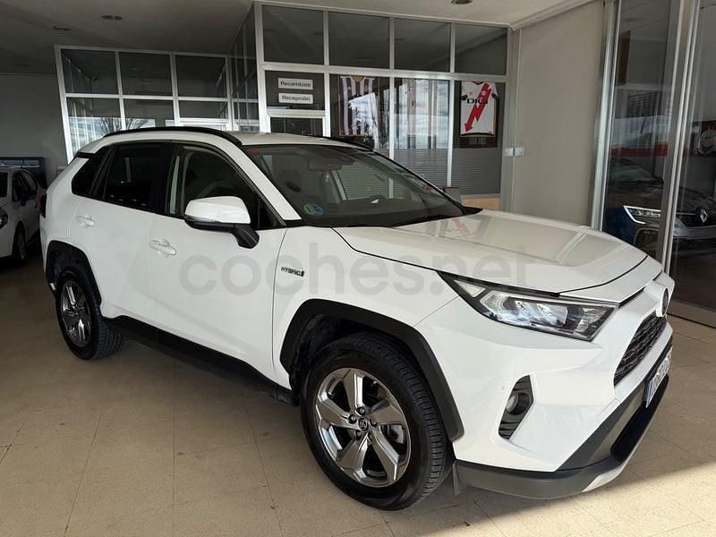 Usado Toyota RAV4 Hybrid Advance 218 CV (160 kW) 2019 Blanco SUV
