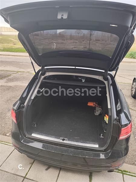 Usado Audi A4 Advanced 170 CV (125 kW) 2017 Negro Familiar