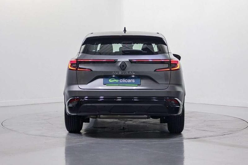 Usado Renault Austral Equilibre 140 CV (102 kW) 2022 Gris SUV